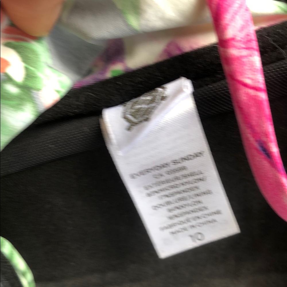 Everyday Sunday Tankini Top - Picture 4 of 10
